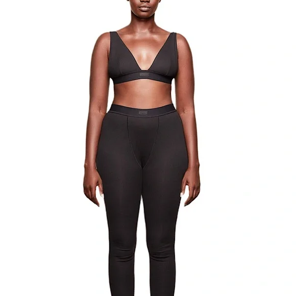 soot SKIMS cotton rib leggings - Picture 3 of 10